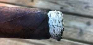 Undercrown by Liga Privada - Foot of Cigar